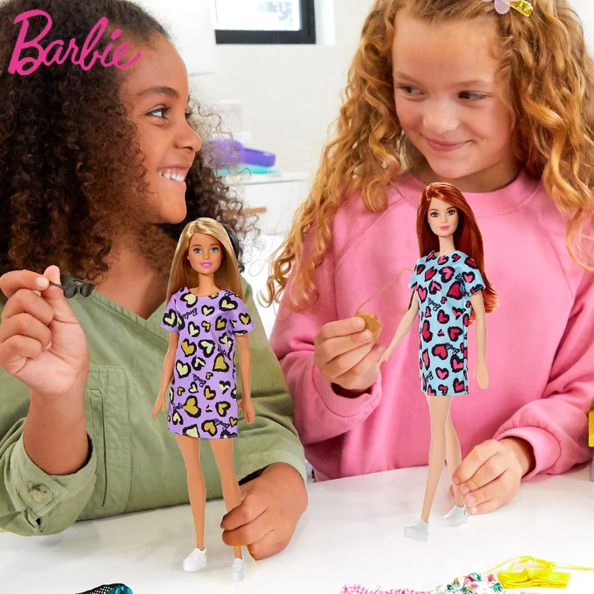 

Barbie Doll Red/Blonde/Brunette Hair Wearing Yellow Purple Heart Print Dress Platform Sneakers Toys for Kids Children Gift GHW48
