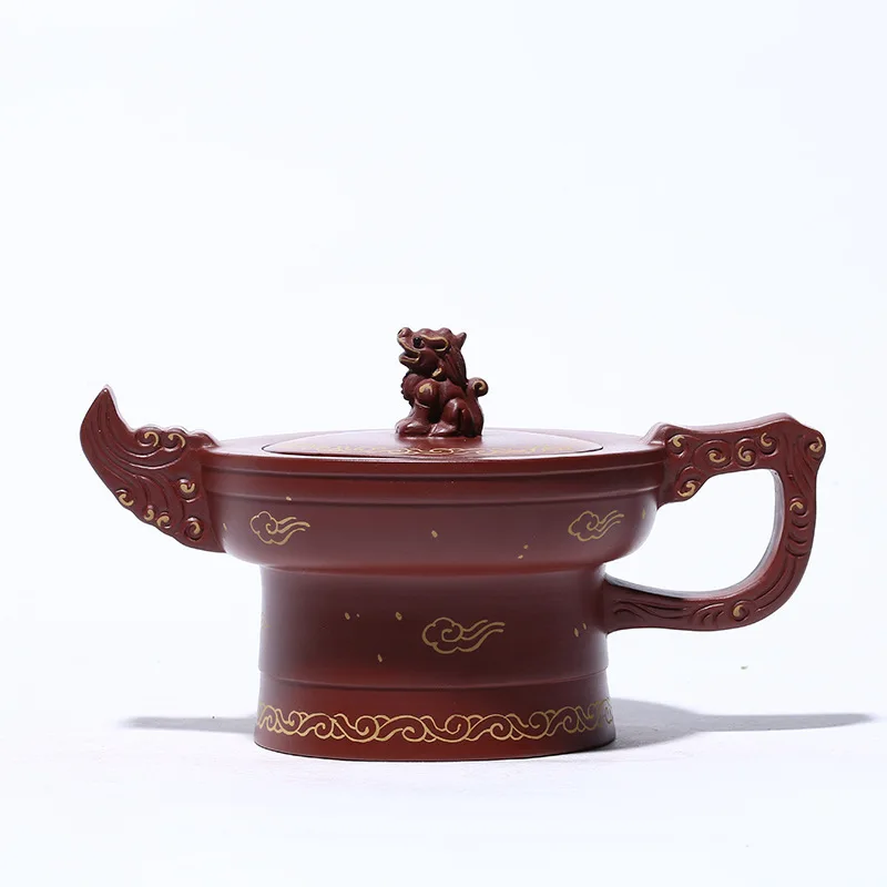 

Yixing Dark-red Enameled Pottery Teapot Raw Ore Bright Red Robe Trace A Design In Gold Auspicious Clouds Kettle Kung Fu Tea Have