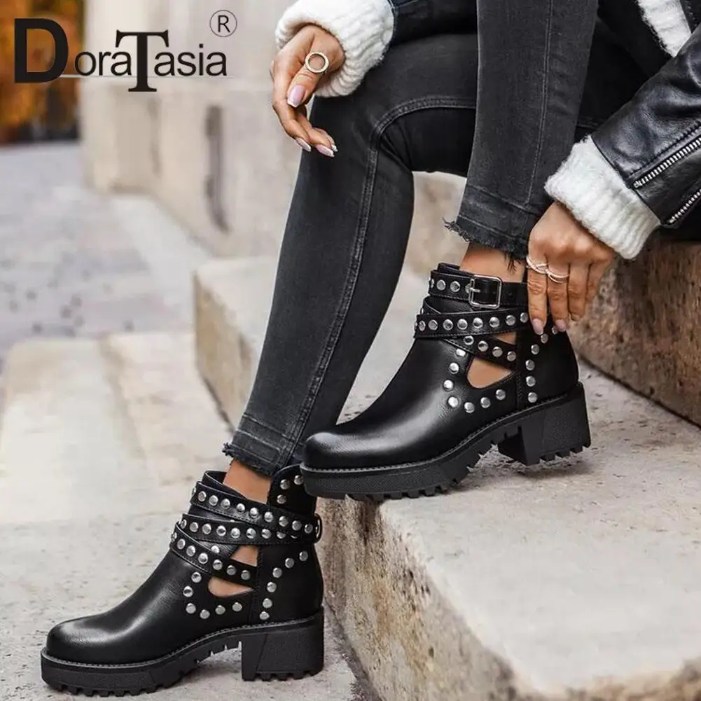 

big size 35-43 INS hot Female chunky high heels Motorcycle Boots fashion rivet platform boots women party autumn shoes woman