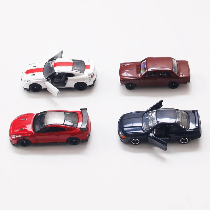 Takara Tomy Tomica Nissan набор из 4 предметов металлическая спортивная машина 50 лет