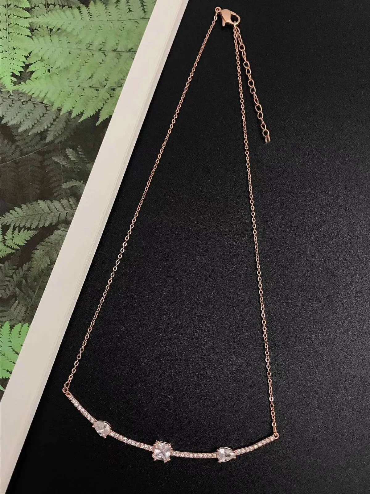 

QSJIE High quality SWA new style. Exquisite and simple style clavicle Chain Necklace Charming fashion jewelry