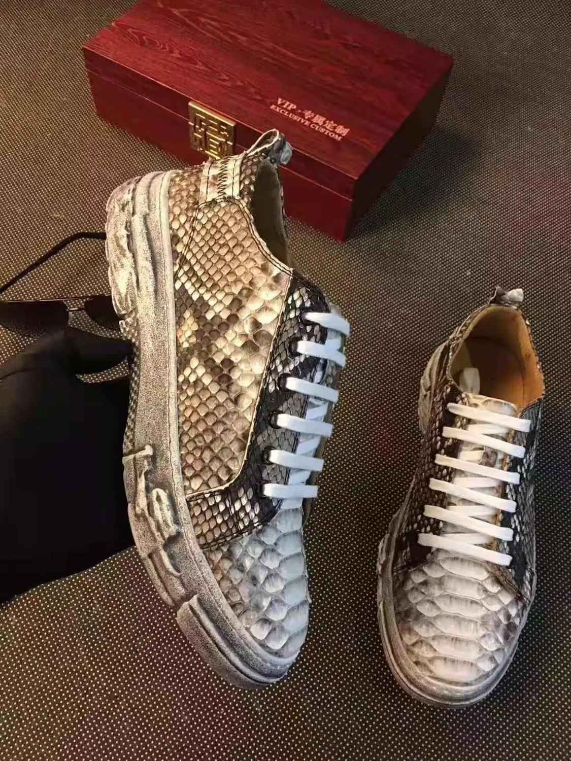 Кроссовки мужские из натуральной кожи питона модная повседневная обувь на