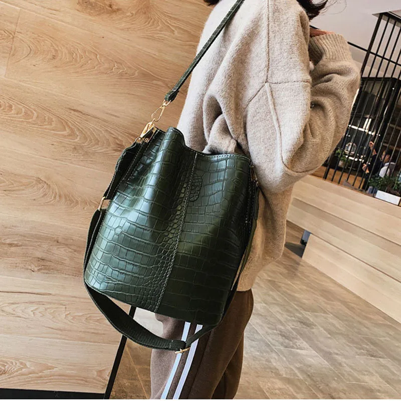 

Women Crocodile Crossbody Bags Big Shoulder Totes Brand Designer Luxury Leather Hand Bag for Female Bucket Handbag and Purse
