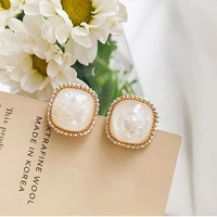 2020 new womens earrings delicate elegant sweet white ear stud earrings for women bijoux korean boucle gifts jewelry wholesale