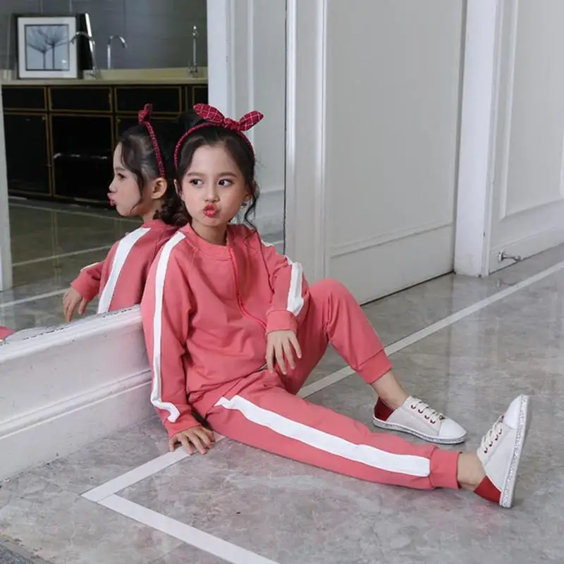 Осень-зима 2019 комплекты одежды для маленьких девочек Однотонная футболка с