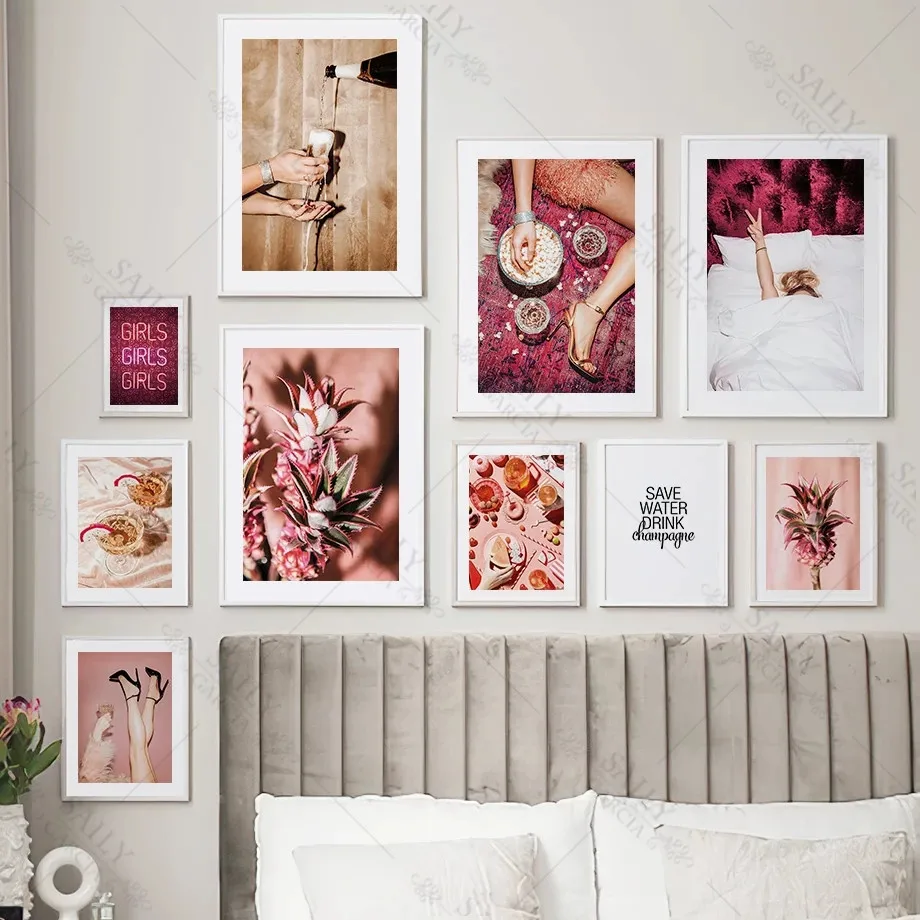 Картина на холсте в скандинавском стиле с розовым ананасом и шампанским высоких