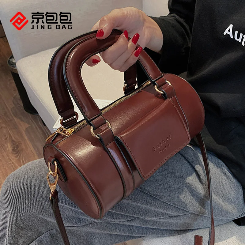 

Women's Luxury Handbag Leather Designer Round Crossbody Messenger With Adjustable Strap Lady's Travel Tote Retro Vintage Purse