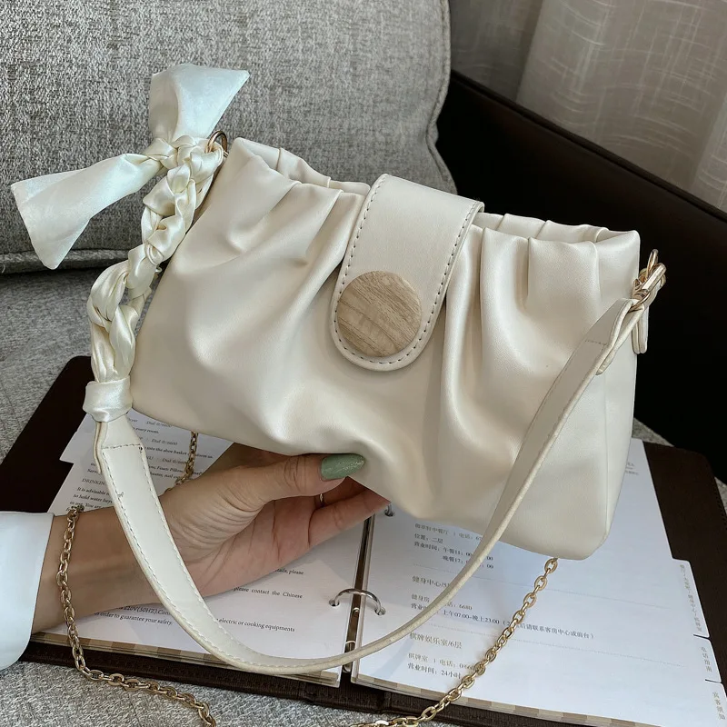 

Женская Повседневная универсальная сумка через плечо, однотонная плиссированная сумка, трендовая простая сумка для подмышек, женская модн...