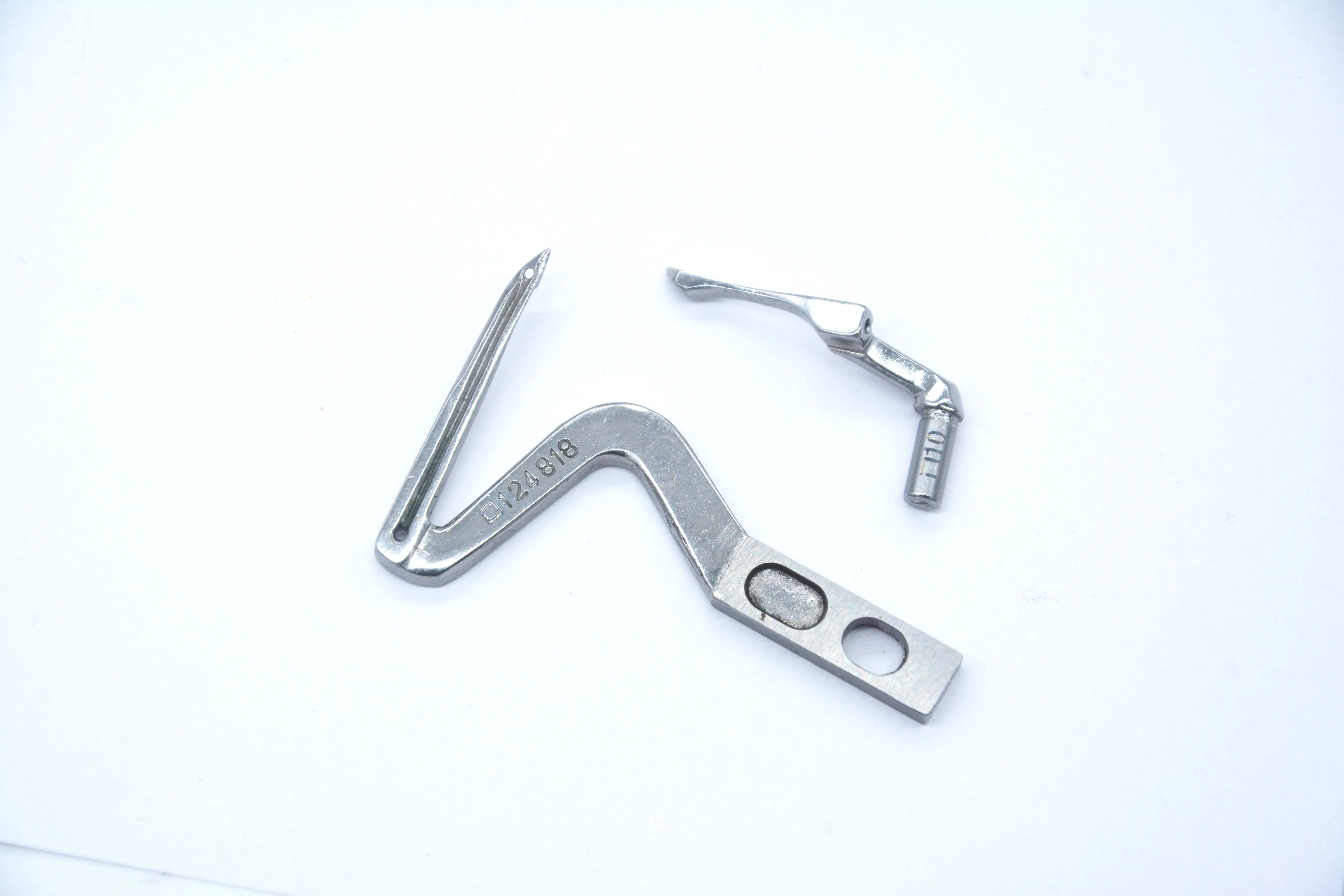 Для Juki 3314 overlock станок верхний и нижний петлитель вниз looper 124-81107 124-81800 один