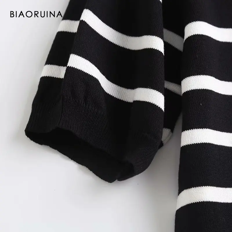 

BIAORUINA Women's Patchwork Lace Round Neck All-match Fashion Knitted T-shirt Short Sleeve Bow Decoration Loose Elegant Tees