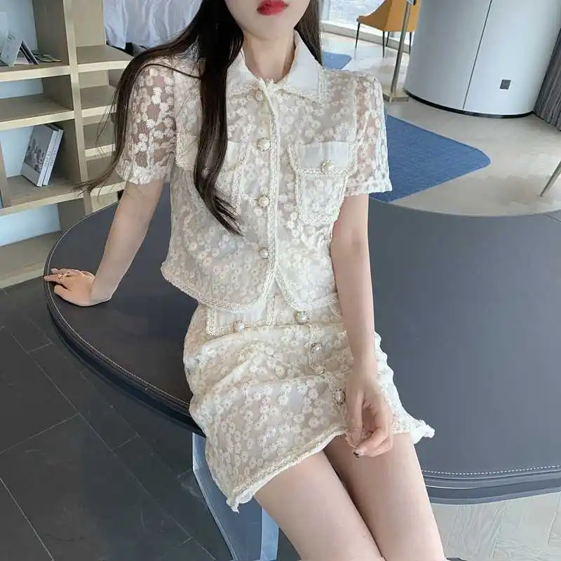 

Heavy Industry Suit Skirt Lady Temperamental Wear Embroidered Lace Two-Piece Set Summer Lapels Short Sleeve Top Apricot Skirt