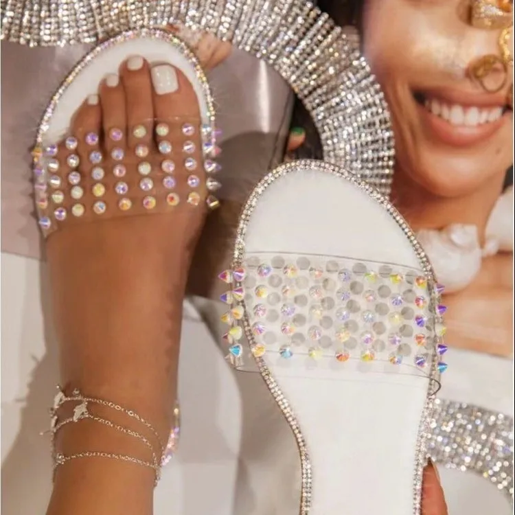 

New large women's shoes in spring and summer of 2021