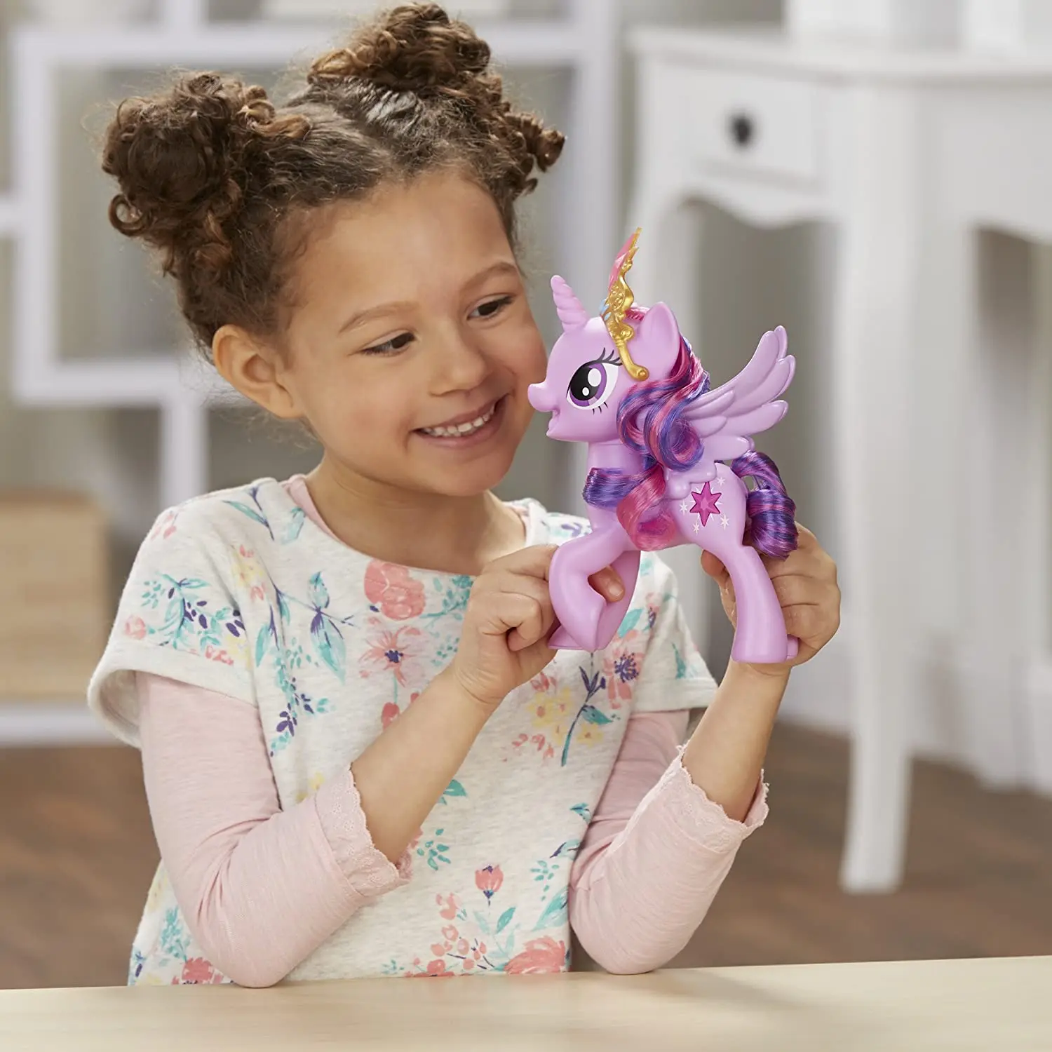 

Hasbro My Little Pony Meet Twilight Sparkle Pony Figure Children's gift