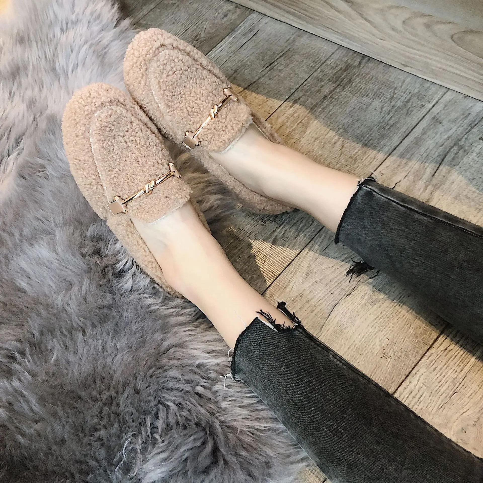 Женские меховые туфли на плоской подошве теплые зимние тапочки из