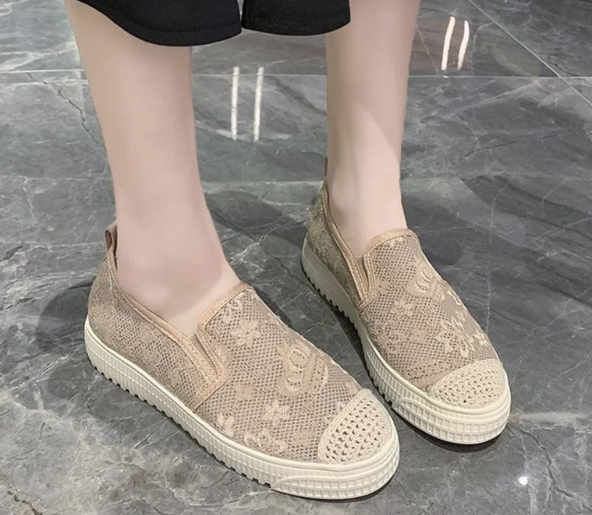 

Women's Shoes