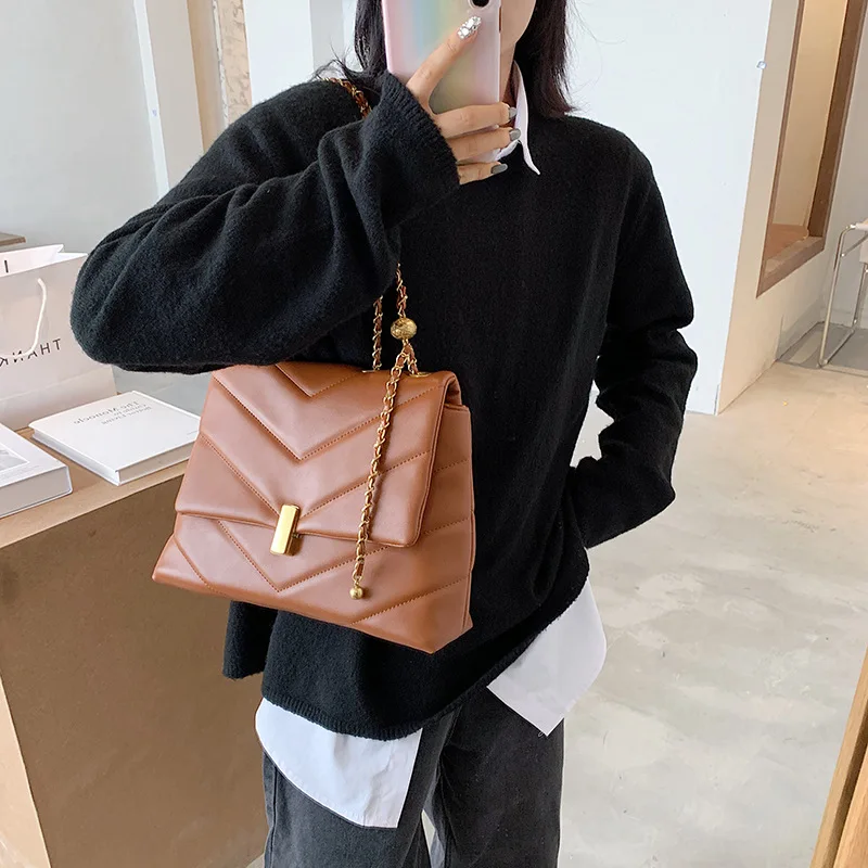 

Vintage Chain Designer PU Leather Crossbody For 2021 Women's Handbags Branded Trending Cross Black Blue White Khaki Bag