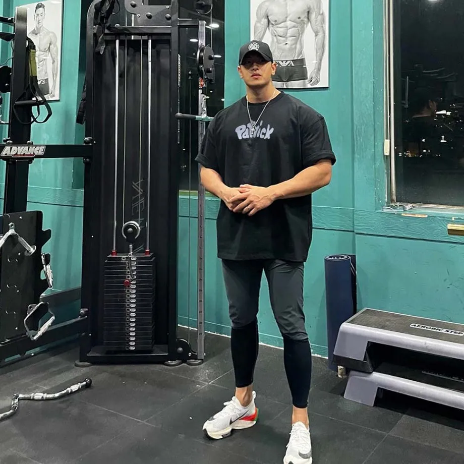 

Summer Men Fitness Workout Skinny Short sleeve T-shirt Casual Clothing Gym Cotton t shirt Male Bodybuilding Sport Tee shirt Tops