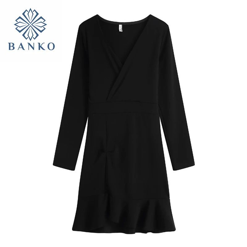 Женское короткое платье с высокой талией черное облегающее платье-миди