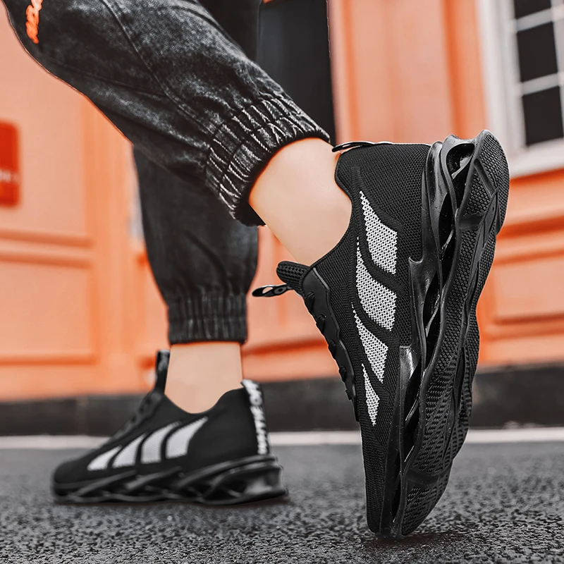 

Hot New 2021 Summer Mesh Casual Men's Sneakers Lightweight Breathable Running Sport Shoes Outdoor Fashion Lace-Up Fitness Shoes