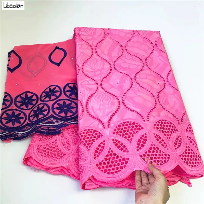 

Lovely African Lace Fabric High Quality Cotton Bazin Riche Lace Embroidery With HeadScarf 5+2yards For Dress Sewing N28-3