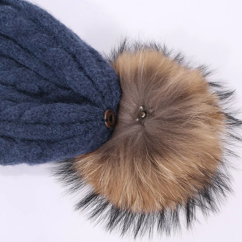 

New Fashion Scarf Real Fur Pompon Beanie Hat Gloves Set Three-Piece Winter Autumn Outdoor Warm Hats Scarves Gloves Set For Femal