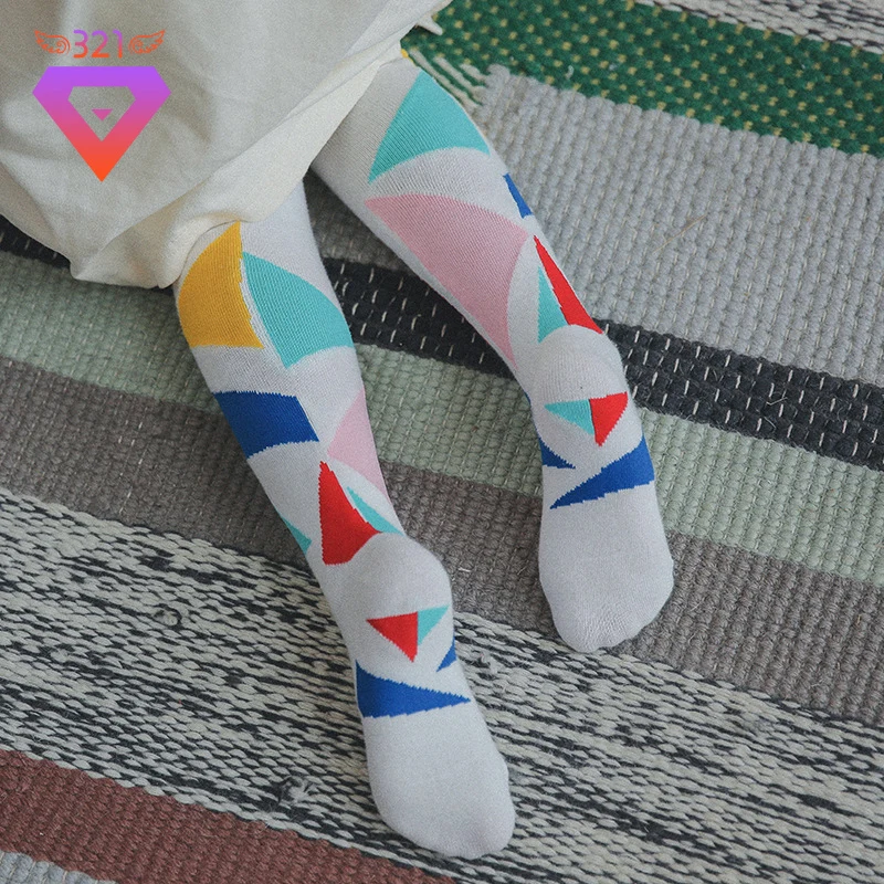 Детские колготки с геометрическим рисунком на весну осень зиму для детей от 2 до 8