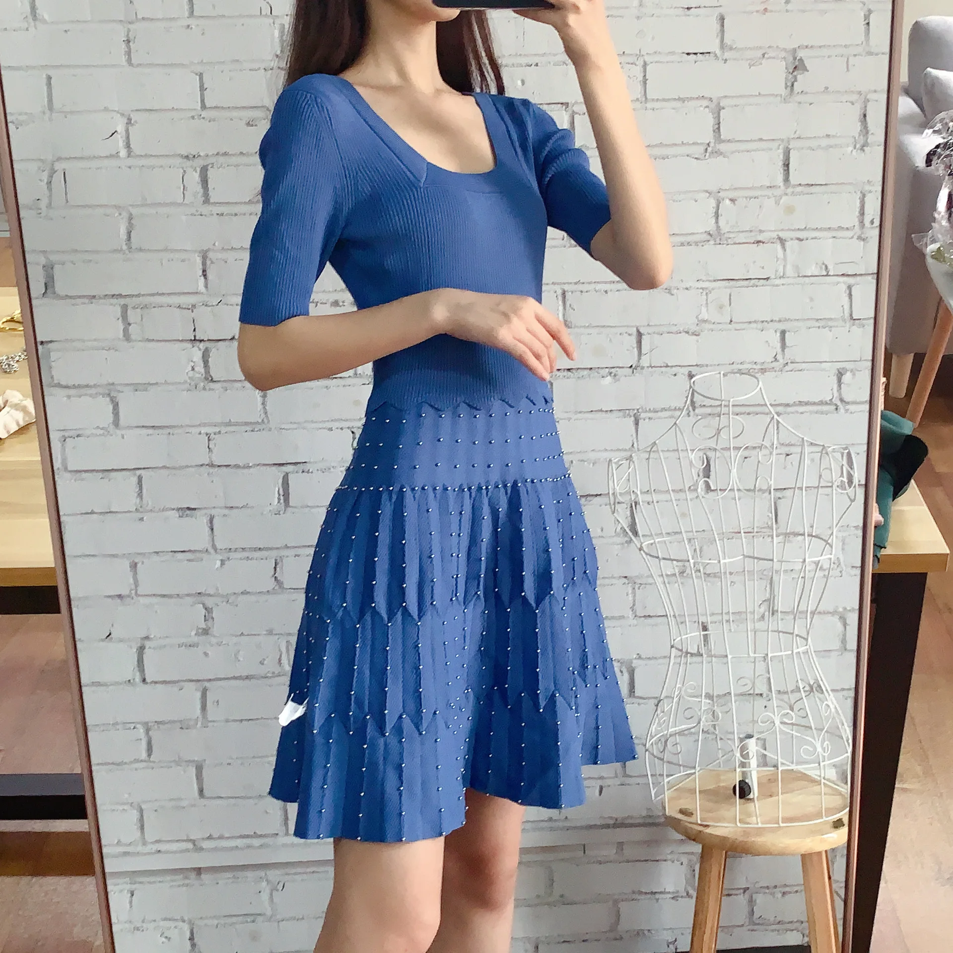 

Micosoni High Quality 2020 New Style Women's Summer Viscose Fiber Pleated Elegant Square Collar A-Line Beading Knitting Dress