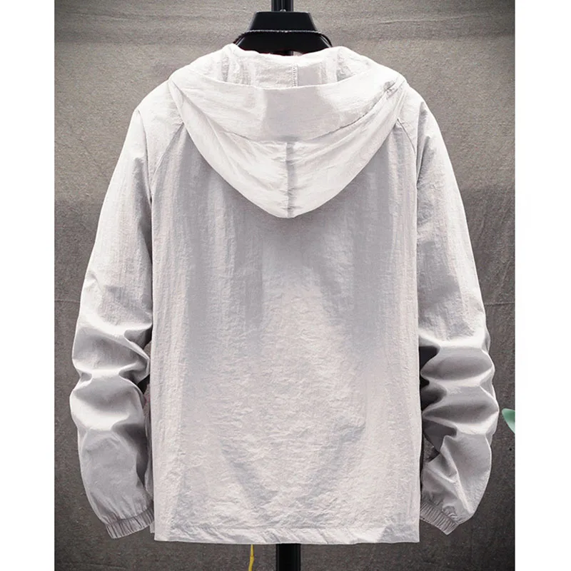 

Men's Quick Dry Jackets Hooded Coats Summer Sun Protection Jacket Men's Brand Clothing Windbreaker Fashion Solid Outwears LM028