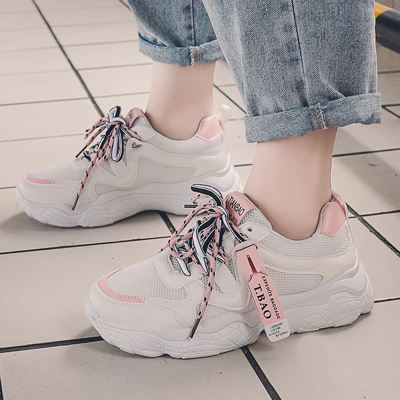 

Woman Red Fashion Trainers Heels Mesh Women's Sneakers Summer Womens Shoes Tennis Female Shoes Breathable Woman New