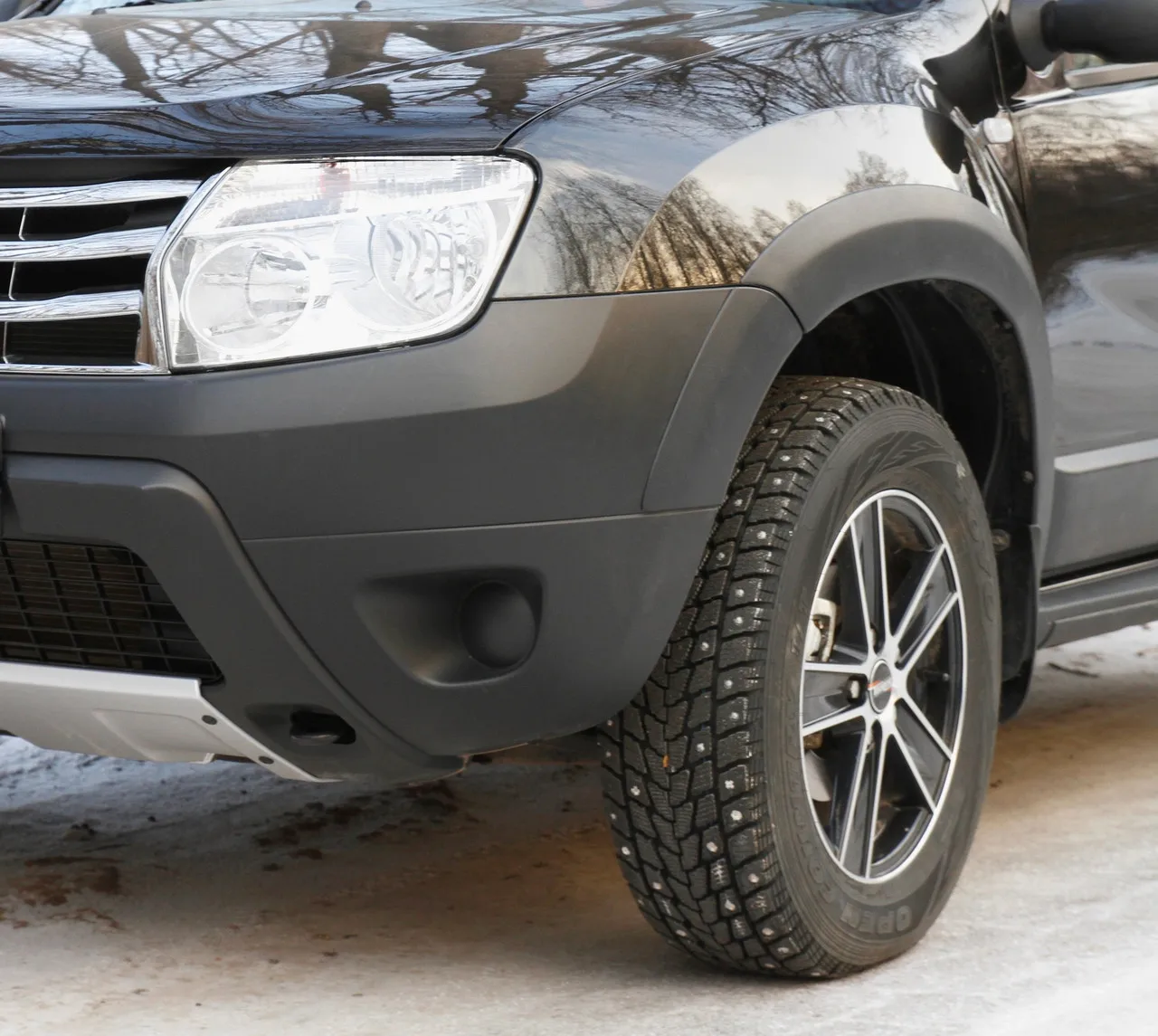 Расширители колесных арок Renault Duster 2010-2014 tuning |