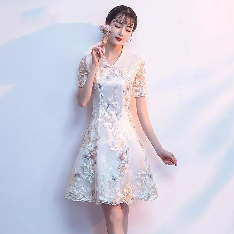 

White Embroidery Flower V-Neck Cheongsam Skirt Elegant Short Sleeve A-Line Banquet Dress Bridesmaid Wedding Party Gown Vestidos