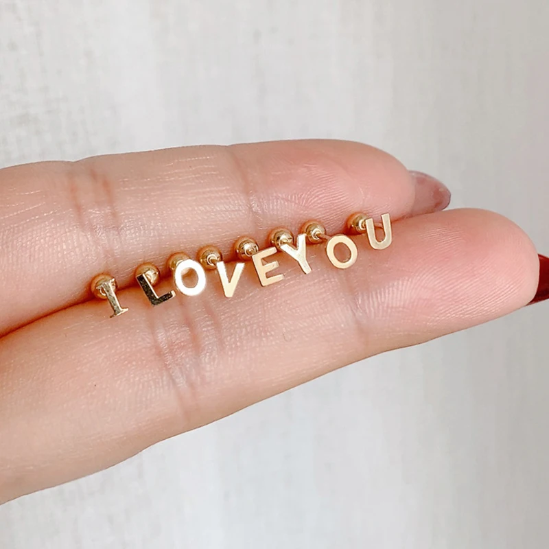 

Женские серьги-гвоздики из серебра 925 пробы, с 26 буквами