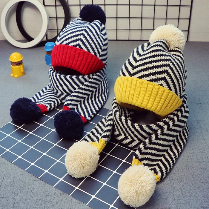 

2021 Winter Warm Knit Hat And Scarf Kids Stripe Hat 2 Piece Set Boy Girl Patchwork Ear Protection Cap With Pom Pom Child Scarves