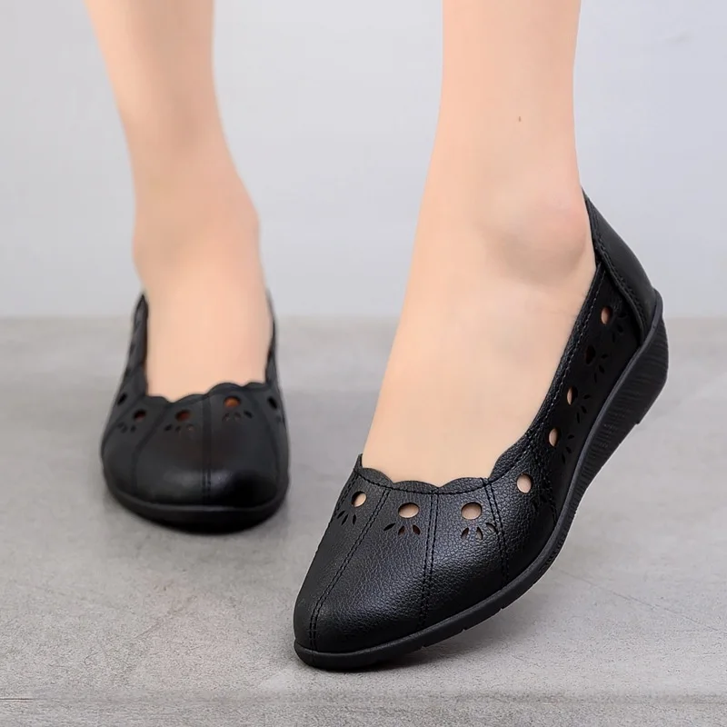 

Women Shoes Ladies Summer Low Flat Heel Flip Flops Single Beach Shoes Casual Point Toe Comfort Fashion Style For Ladies Girls as