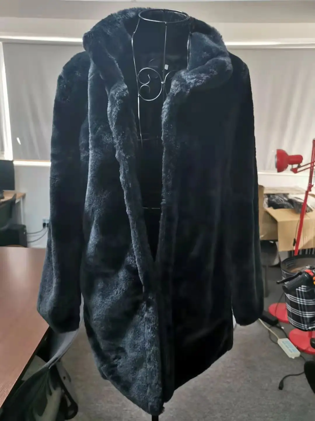 

Faux Fur Coat For Women Black Artificial Fur Long Sleeve With Belt Oversized Jacket Coat WithAutumn Winter Long Outerwear