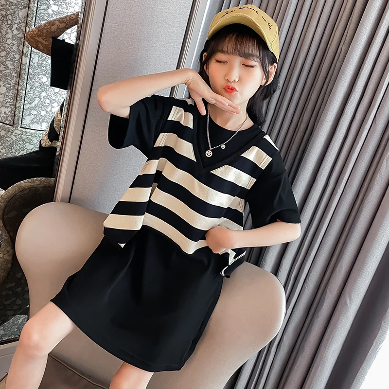 

Модная летняя одежда для девочек; Комплект из двух предметов; Жилет в полоску; Футболка; Свитер для девочек; Уличная одежда с короткими рукав...