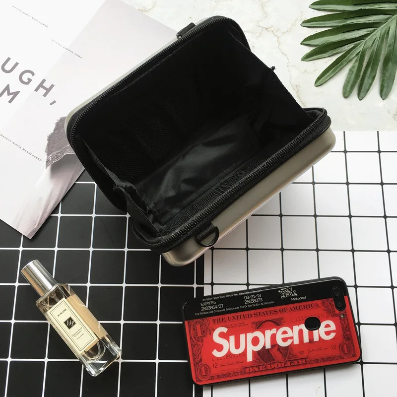 

Luxury Hand Bags for Women 2021 New Suitcase Shape Totes Fashion Mini Luggage Bag Women Famous Brand Clutch Bag Mini Box Bag