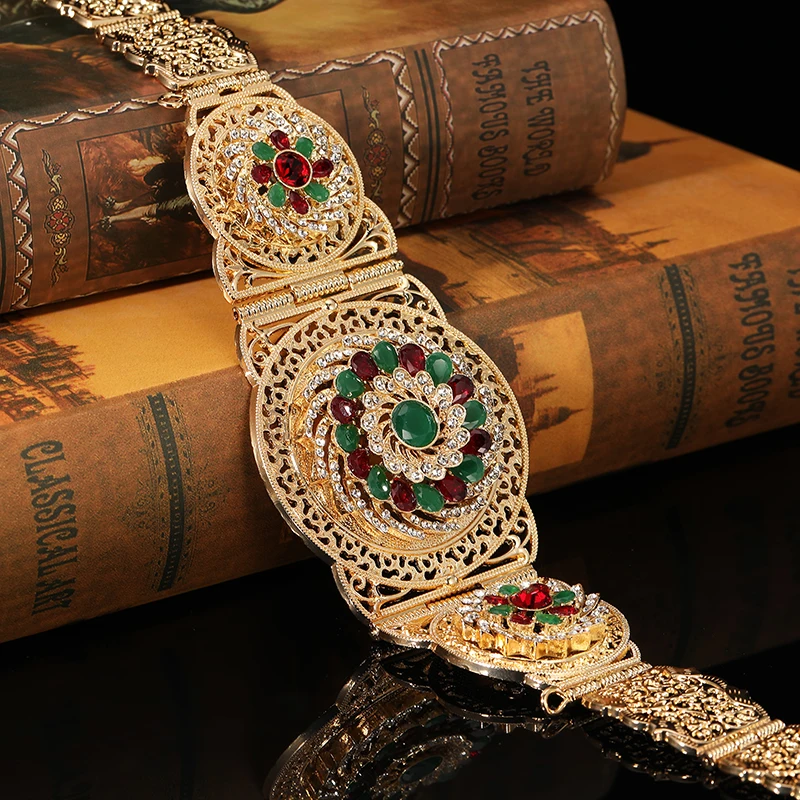 

Arab women's dress belt red and green rhinestone national wedding belt gold Moroccan women's crystal waist chain length adjustab