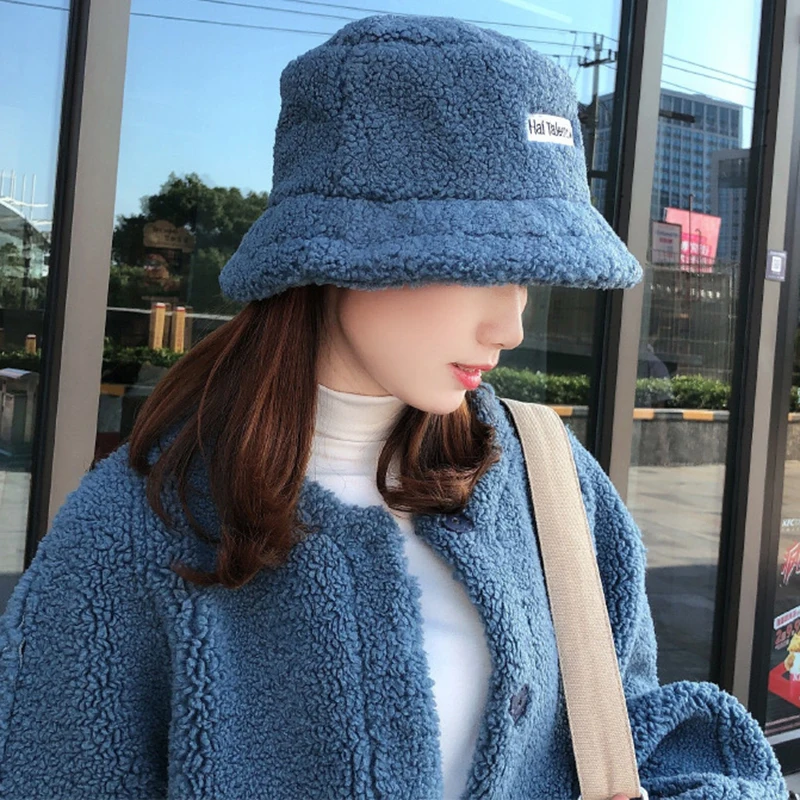 Зимняя женская шапка головной убор теплая Вельветовая плотная Повседневная