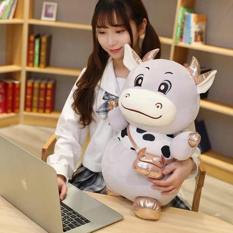 Рюкзак кукла икры милая мультяшная корова сидящая плюшевая игрушка детский
