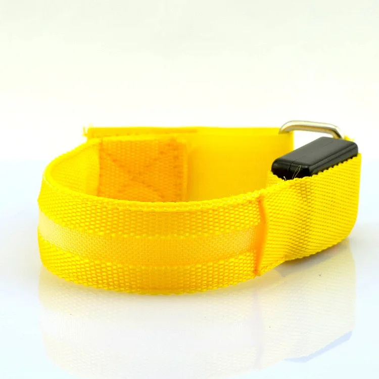 yellow Arm Belt Регулируемый браслет, ремешок на руку, светящийся браслет, светодиодные подтяжки, мигающий светильник на подтяжках для активного отдыха, ночного велоспорта, бега, верховой езды - Цвет: yellow Arm Belt