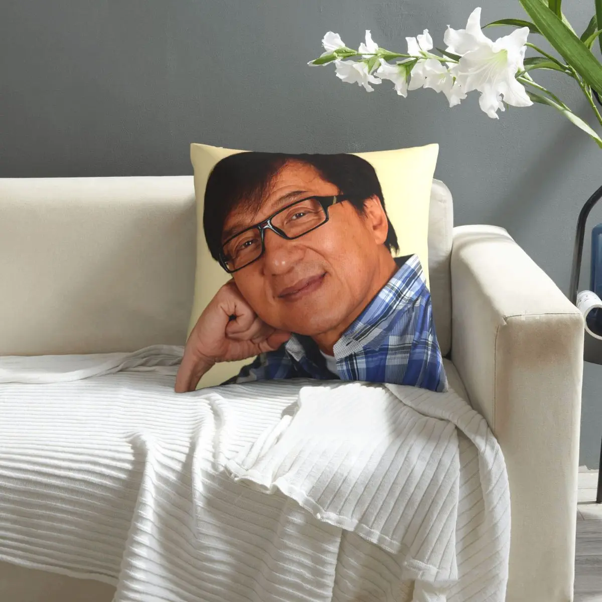 

Jackie Chan pillowcase printed cushion cover sofa waist pillow pillow cover