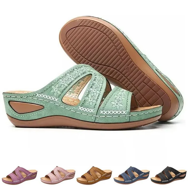 

Women Sandals Cut Out Wedge Sandals Women Platform Shoes Fashion Ethnic Flat Shoes Female Slippers Outdoor Sandalias Muje 2021