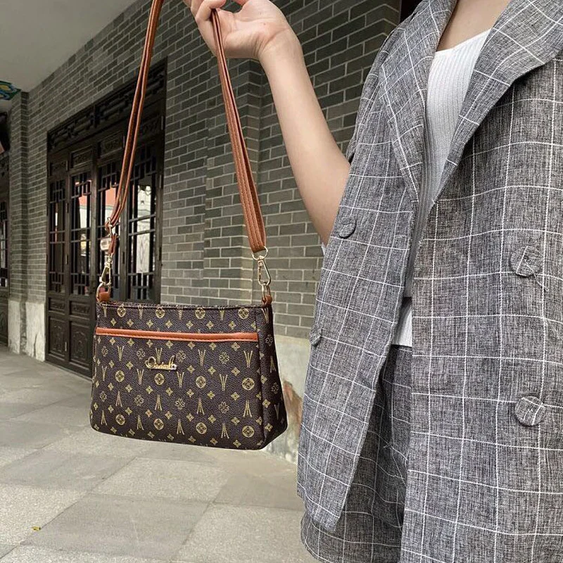 

2021 New Luxury Handbags Fashion Multi-zipper Messenger Bag Retro Printing Ladies Large Capacity Shoulder Bag