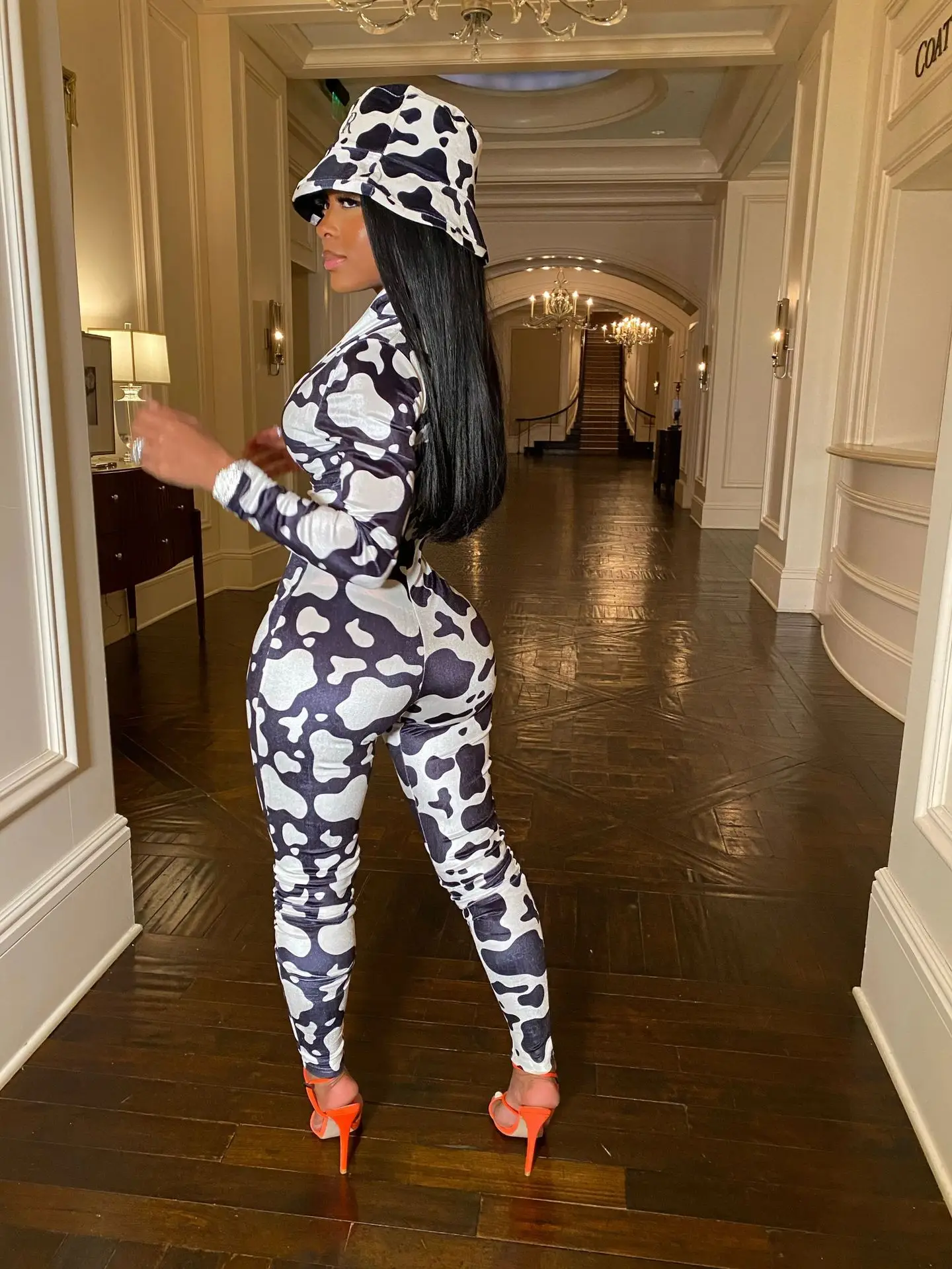 

Women's Sexy Long-Sleeved Jumpsuit V Neck Nightclub Slim Printed Milk Pattern Playsuit Hight Waist Romper Catsuit Party