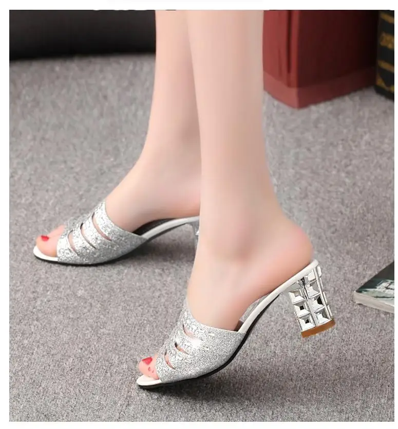 

akexiya 2021 Girl Gladiator Opened Toe Summer Sandal Rhinestone Square Heel Sandals Women Hight Heel Sandals Plus Size 35-41