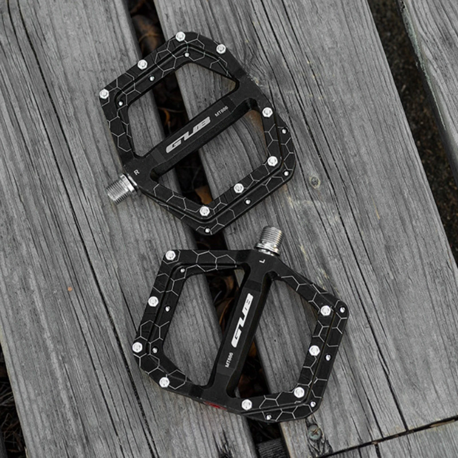

Bicycle Pedals Mountain Bike Road Bike Pedals Pedals Ultralight Aluminium Alloy Platform Sealed Bearings Pedals 9/16 Inch
