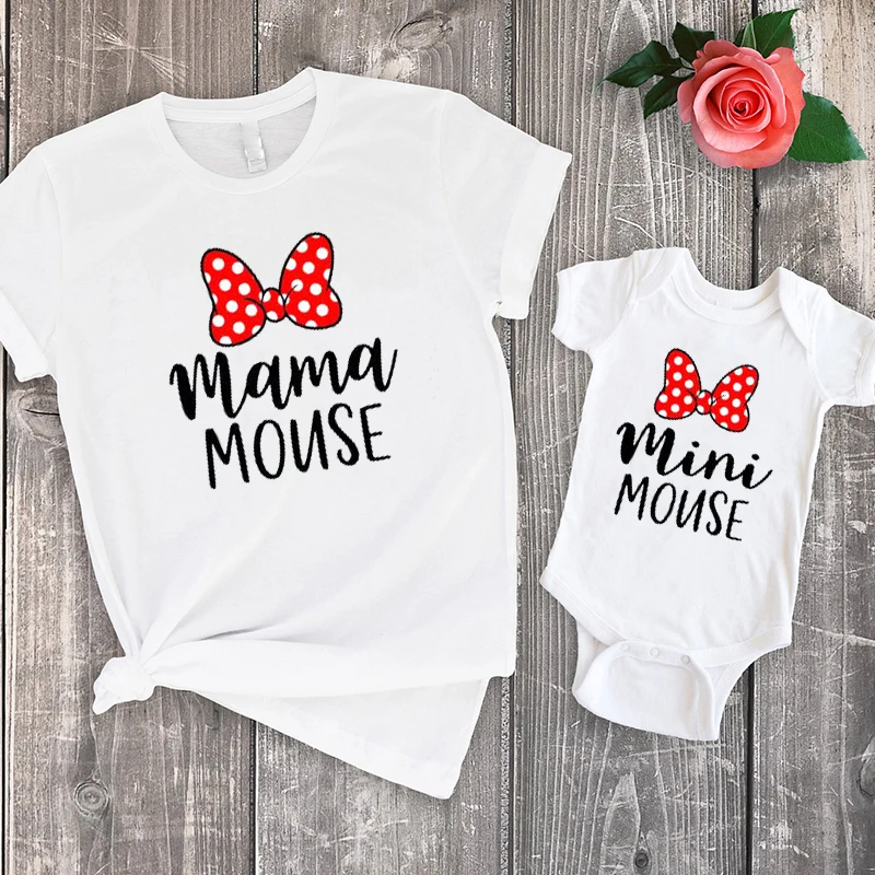 

2021 Matching Family Outfits Little Girl Clothes Trip Shirts Mama and Mini Tshirt Girls Summer Family Mom and Daughter