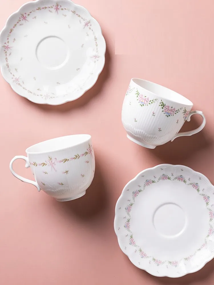 

Classical Coffee Sets European Style Creative Design Ceramic Coffee Cup and Saucer 250ml Tea Sets