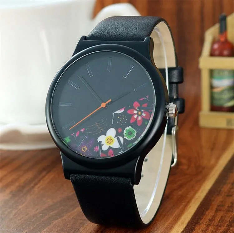 Часы женские кварцевые с кожаным ремешком люксовые Популярные Брендовые